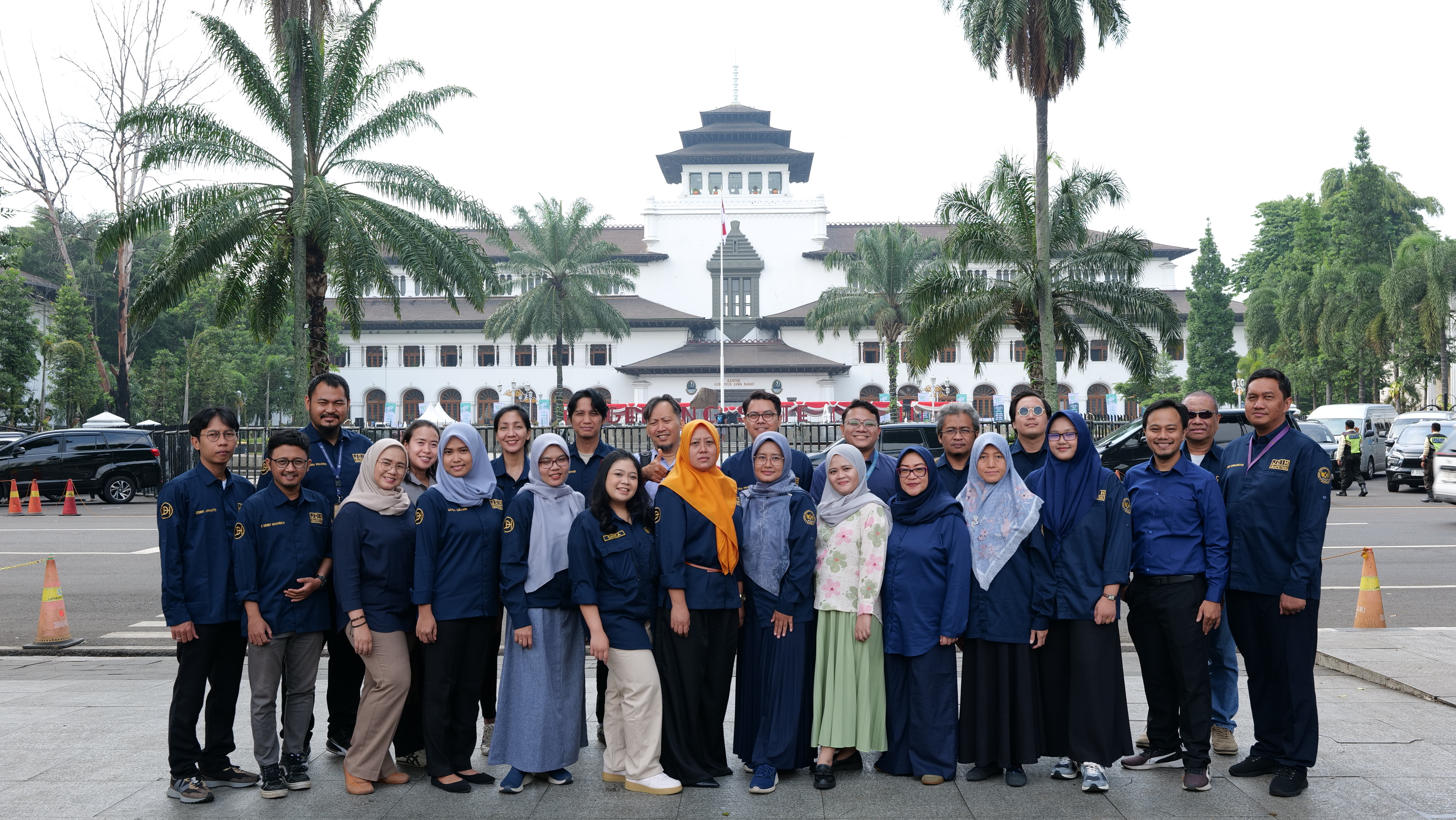 Studi Komparasi Pengembangan Pengelolaan JDIH BAPETEN di Bandung